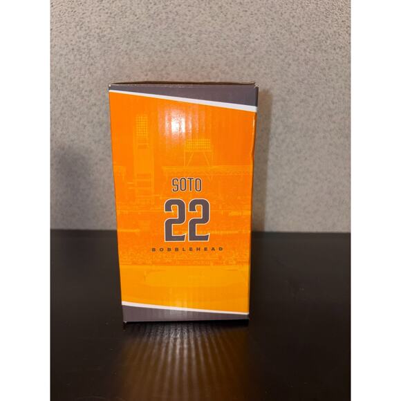 Juan Soto Shuffle Bobblehead SGA San Diego Padres 4/13/23 NIB - Picture 3 of 3